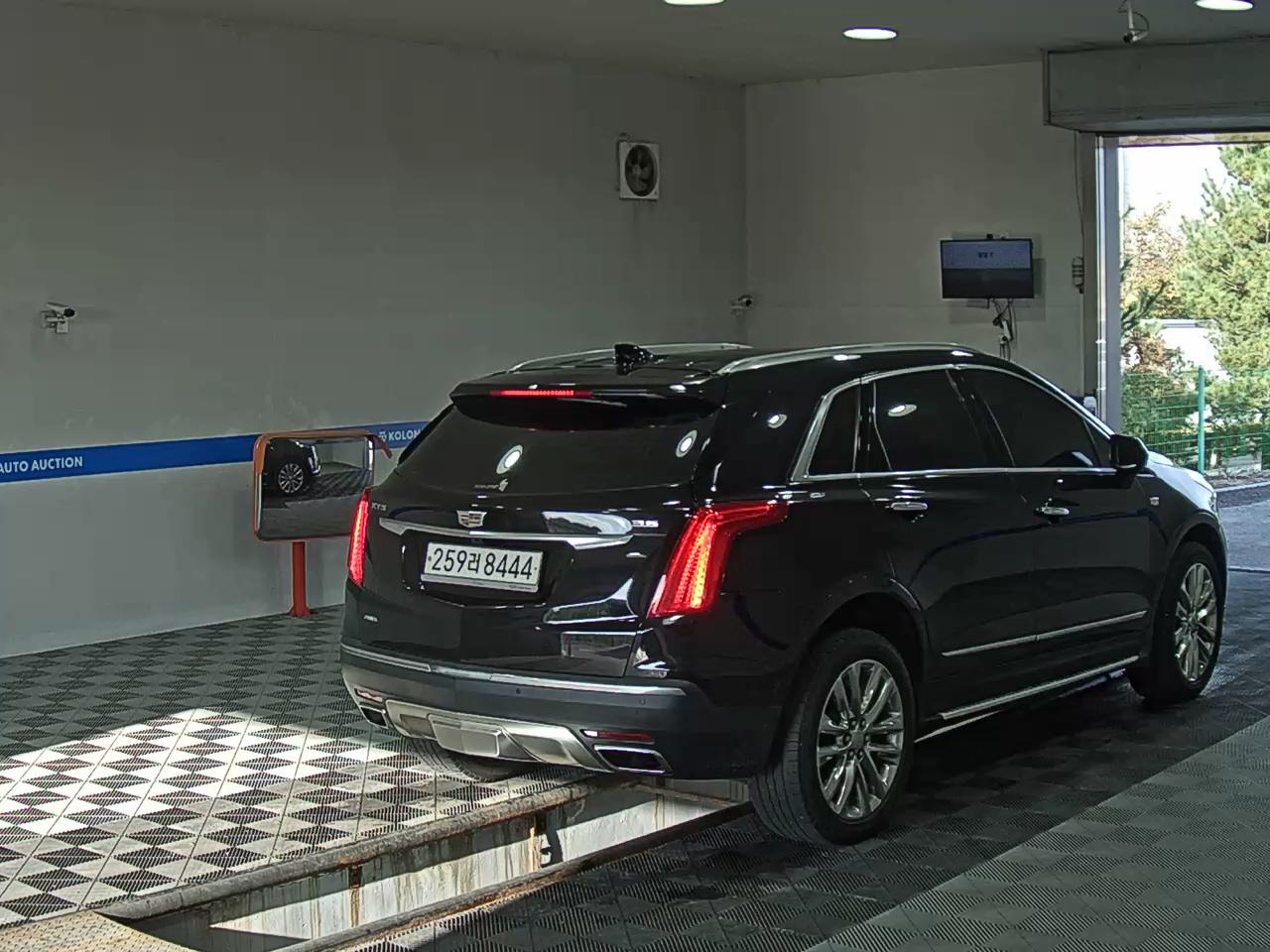 كاديلاك Xt5 2019
