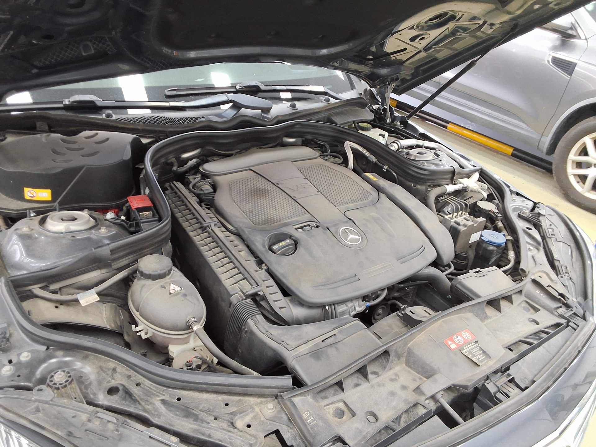 مرسيدس بنز E Class 2014 4MATIC