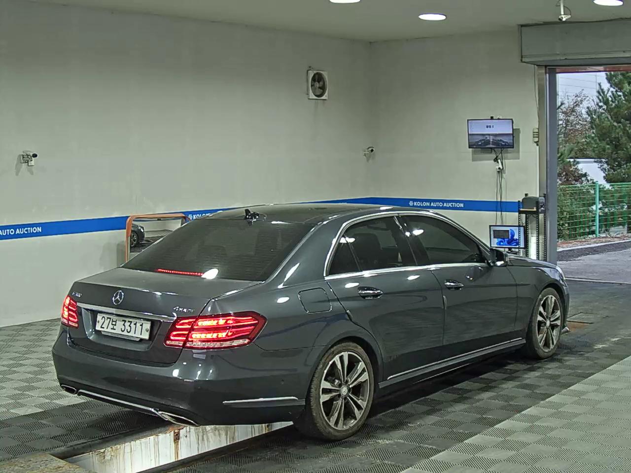 مرسيدس بنز E Class 2014 4MATIC