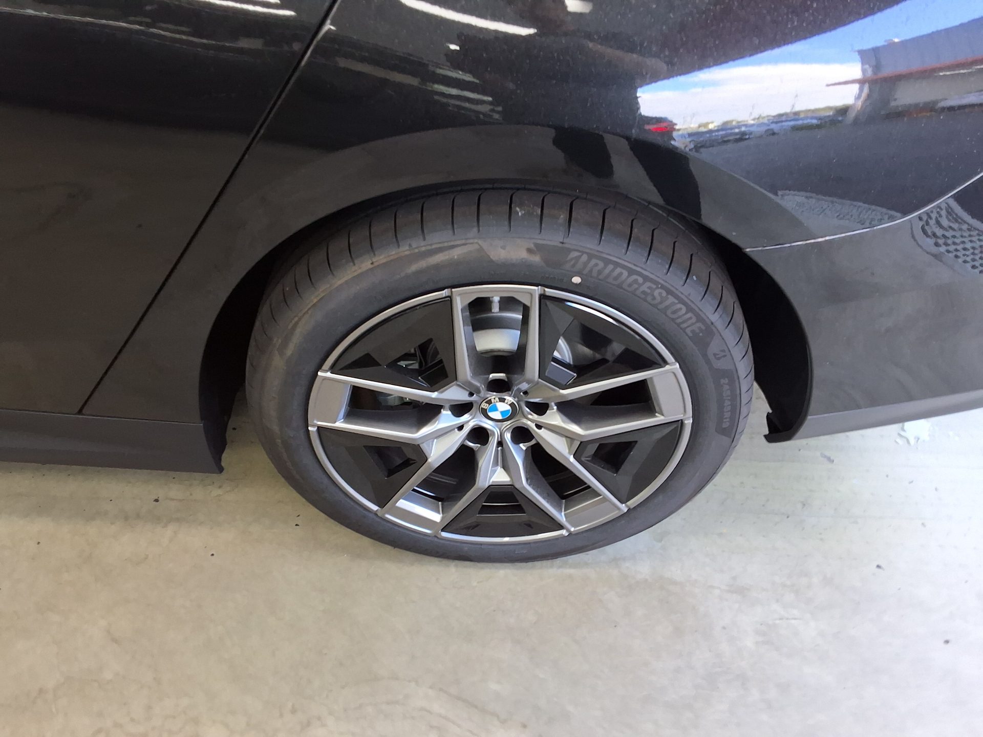 بي إم دبليو 5 Series 2026 520i