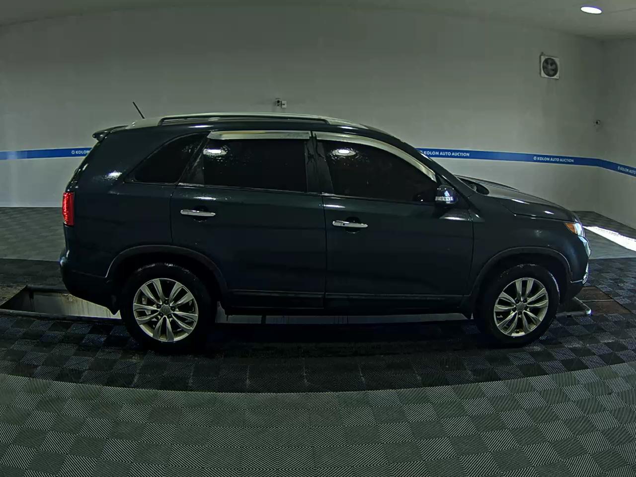 كيا سورينتو 2011 TLX بريميوم