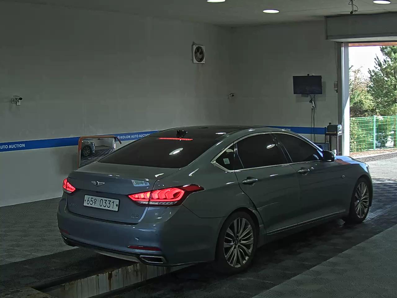 هيونداي جينيسيس Dh G330 مودرن 2016 دفع رباعي