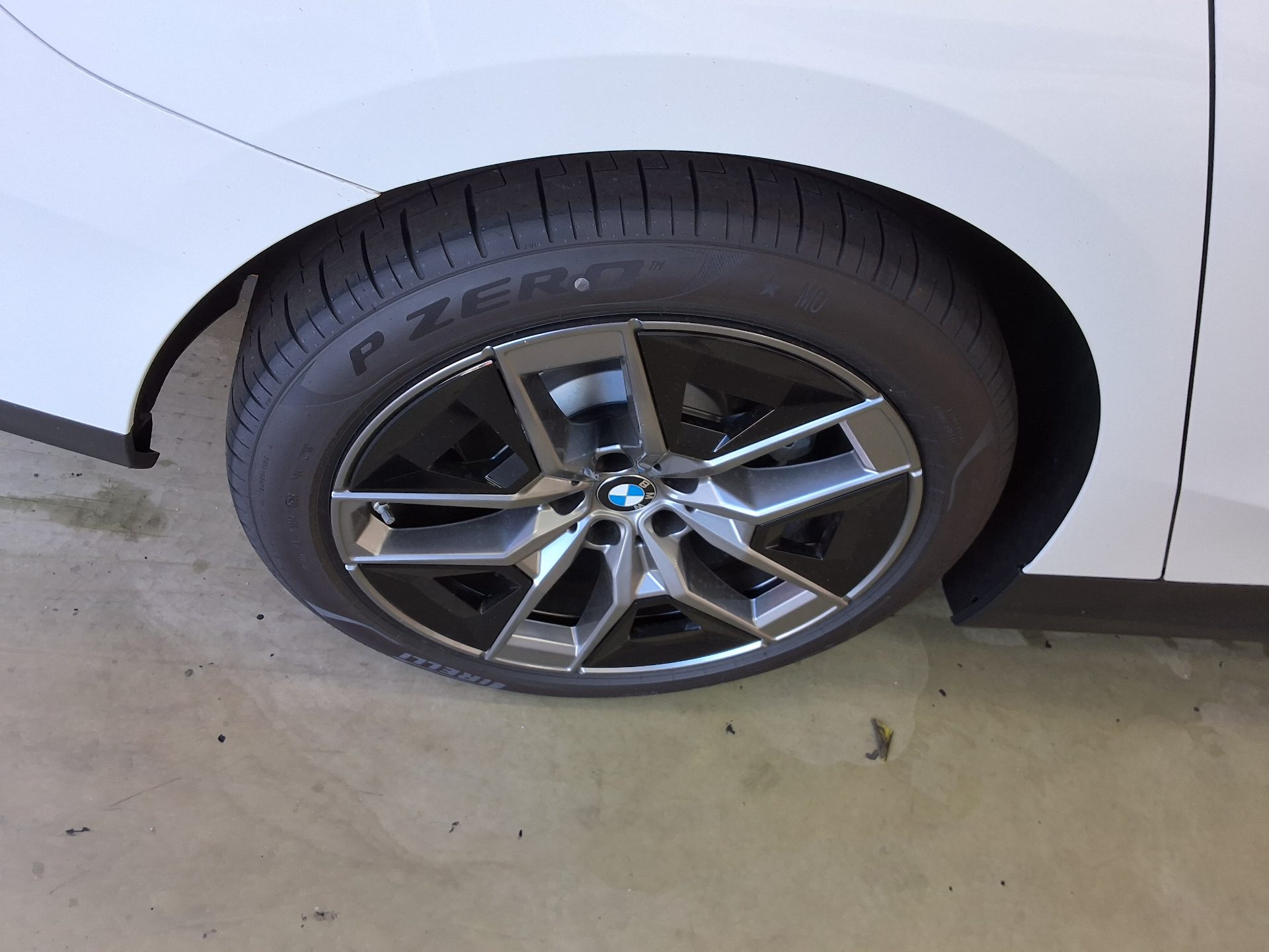بي إم دبليو 5 Series 2026 520i