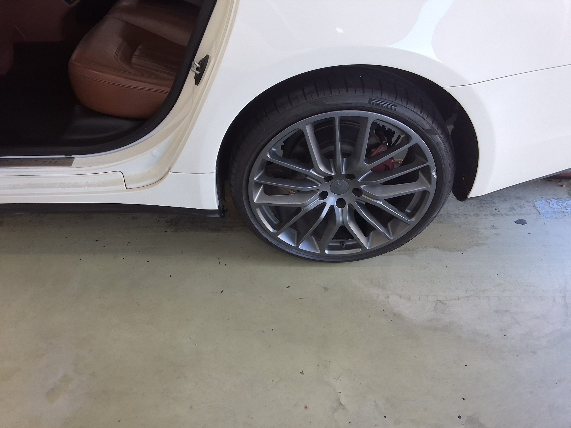 مازيراتي Quattroporte 2015