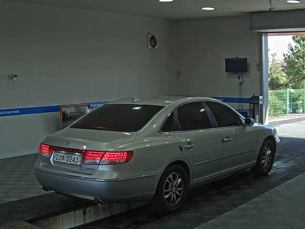 هيونداي جرانديور 2009 فاخر PREMIER