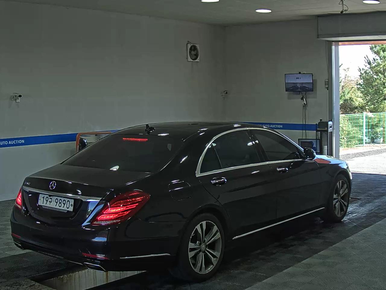 مرسيدس بنز S Class 2015 S500L