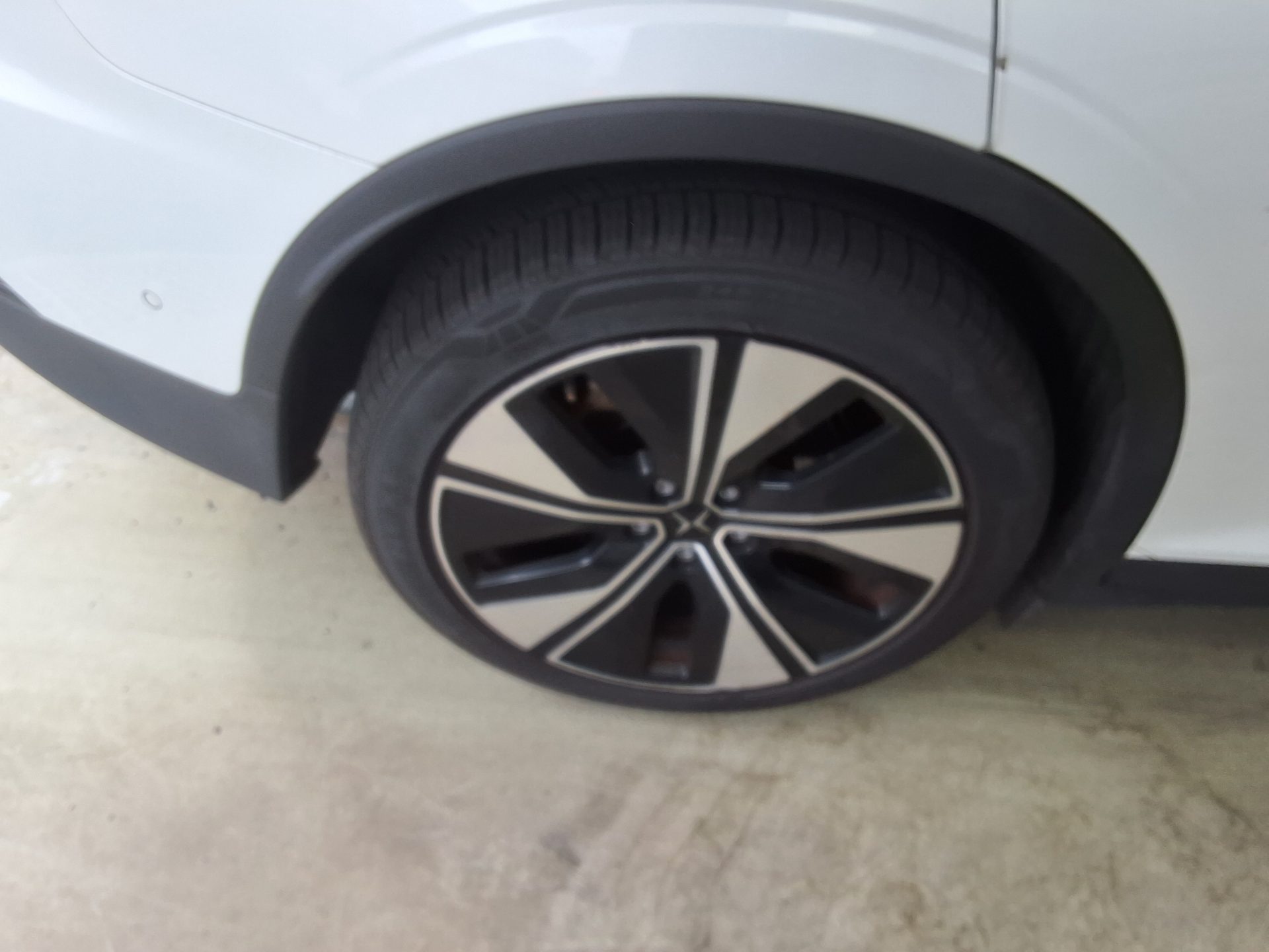 Polestar Polestar 2 2023 طويل المدى