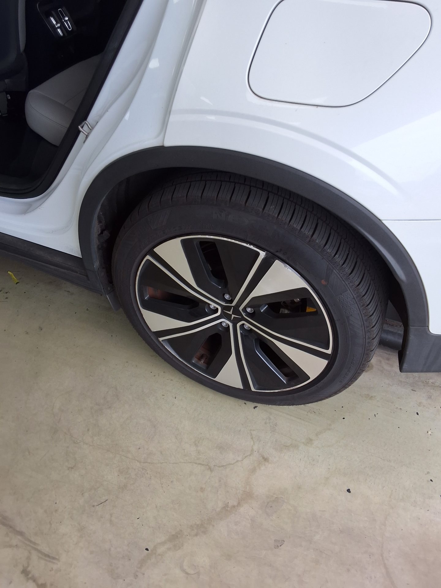 Polestar Polestar 2 2023 طويل المدى