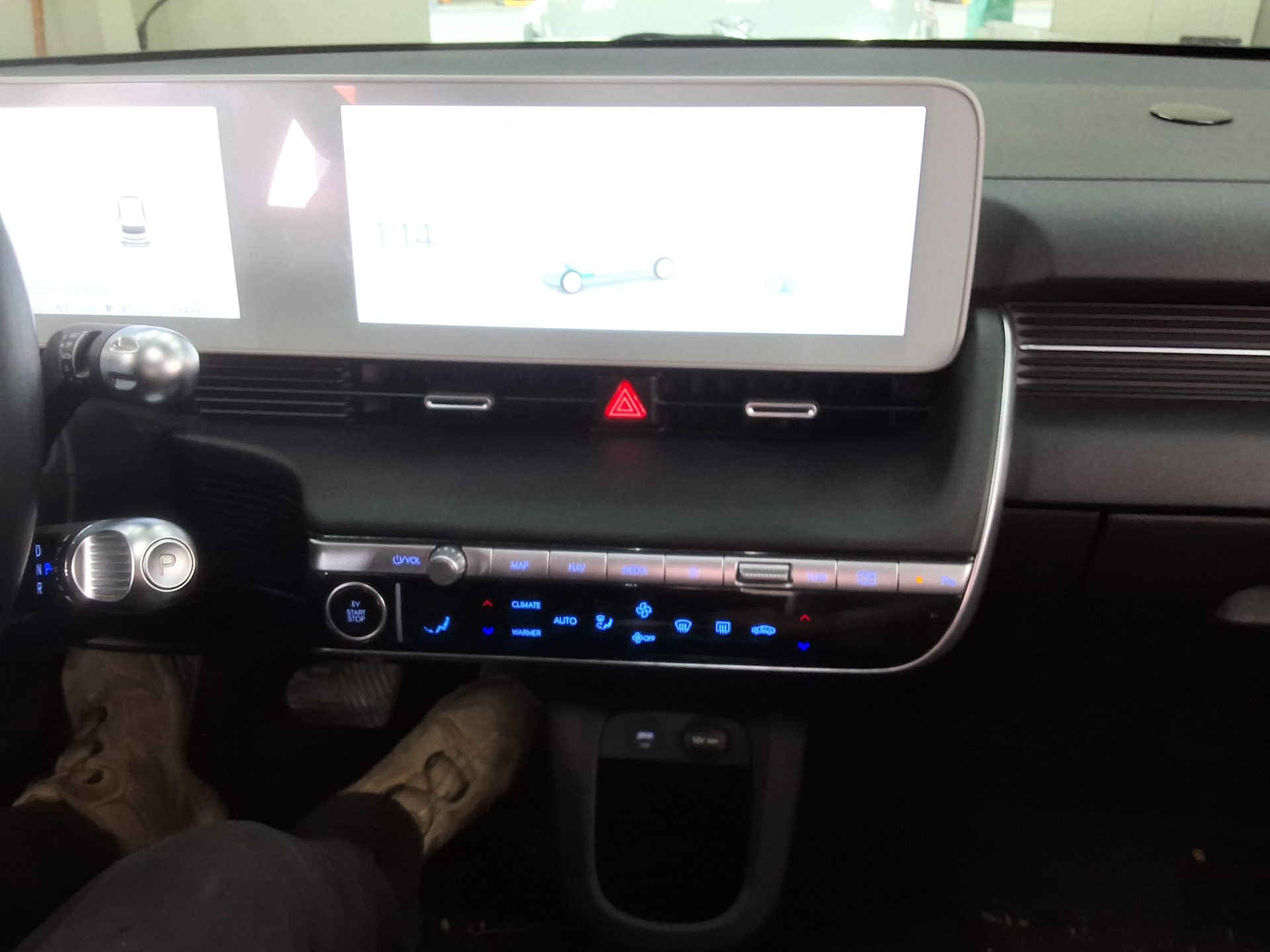 هيونداي أيونيك 2022 EV دفع رباعي طويل المدى إكسكلوسيف