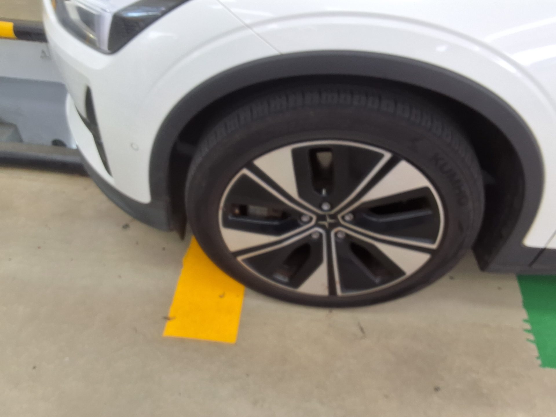 Polestar Polestar 2 2023 طويل المدى