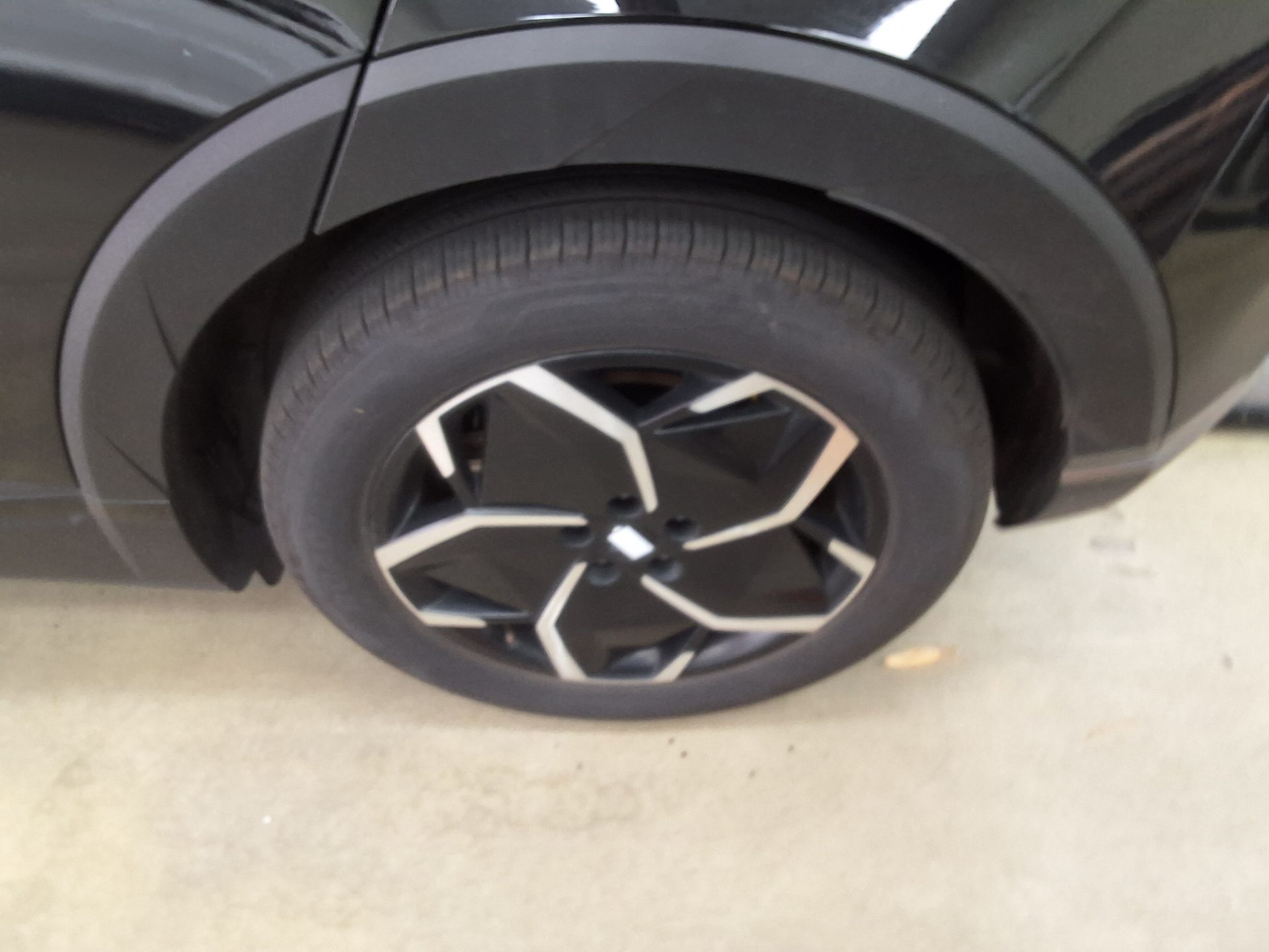 هيونداي أيونيك 2023 EV دفع رباعي طويل المدى إكسكلوسيف