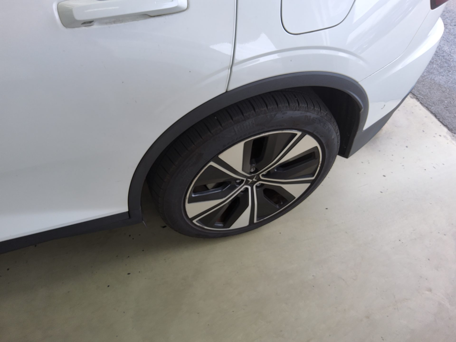 Polestar Polestar 2 2023 طويل المدى