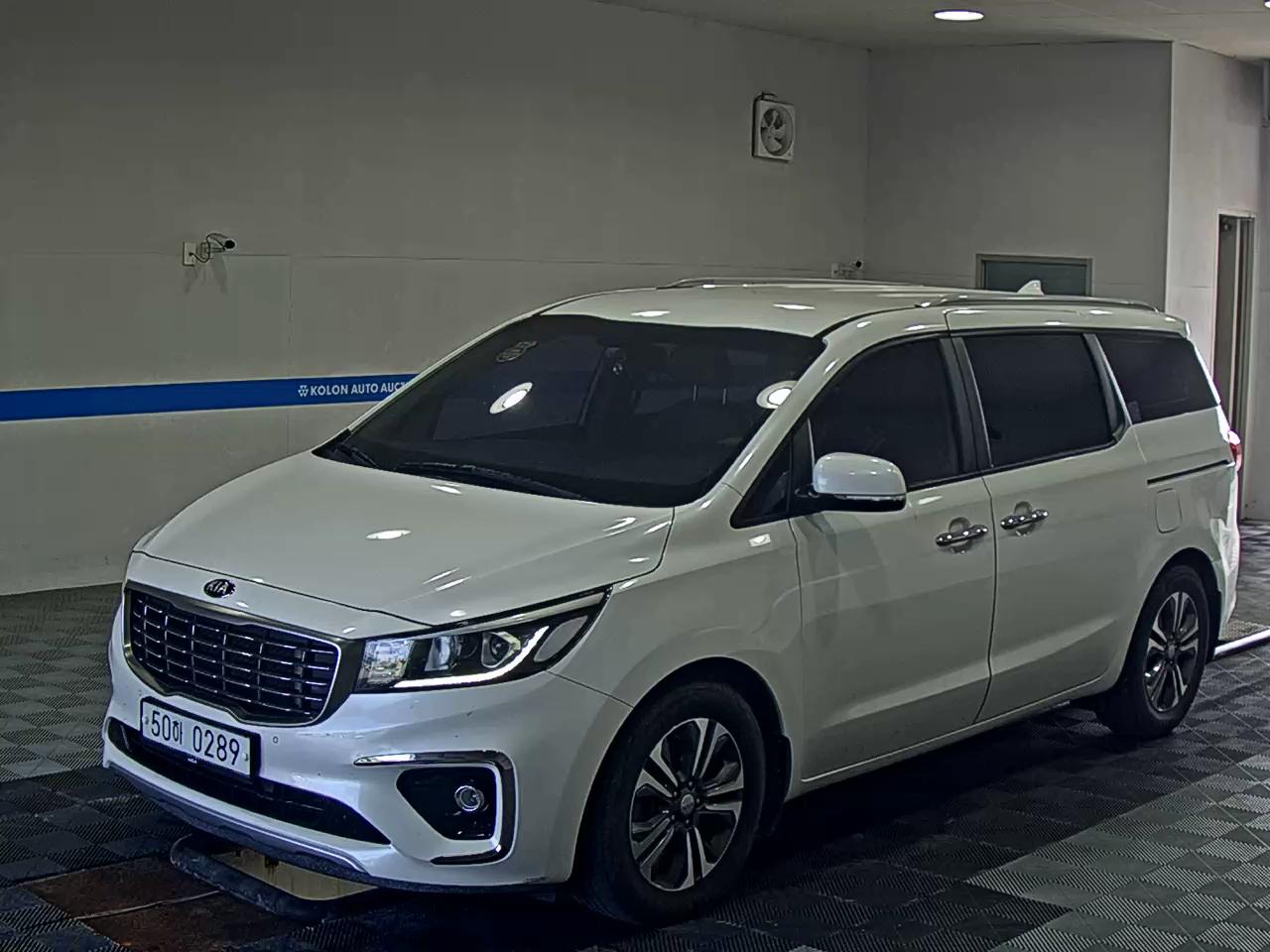 2019 Kia Carnival Diesel Luxury