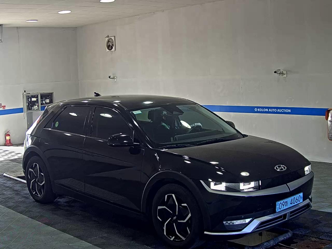 هيونداي أيونيك 2023 EV دفع رباعي طويل المدى إكسكلوسيف