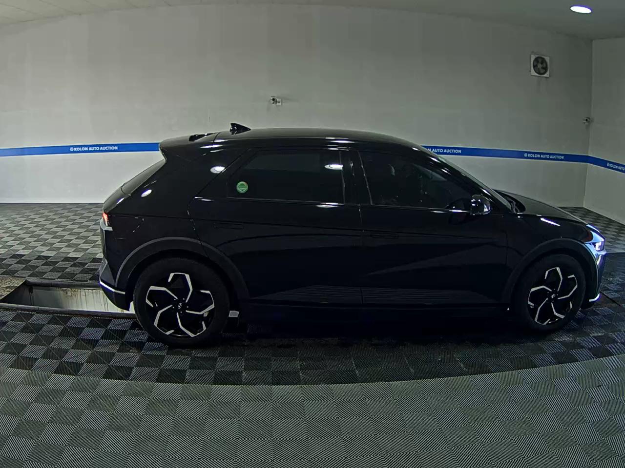 هيونداي أيونيك 2023 EV دفع رباعي طويل المدى إكسكلوسيف