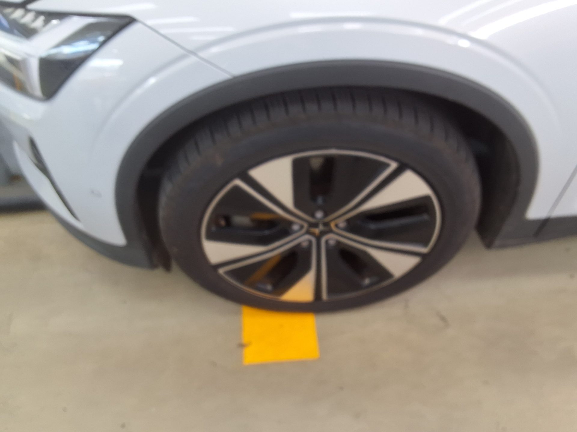 Polestar Polestar 2 2023 طويل المدى