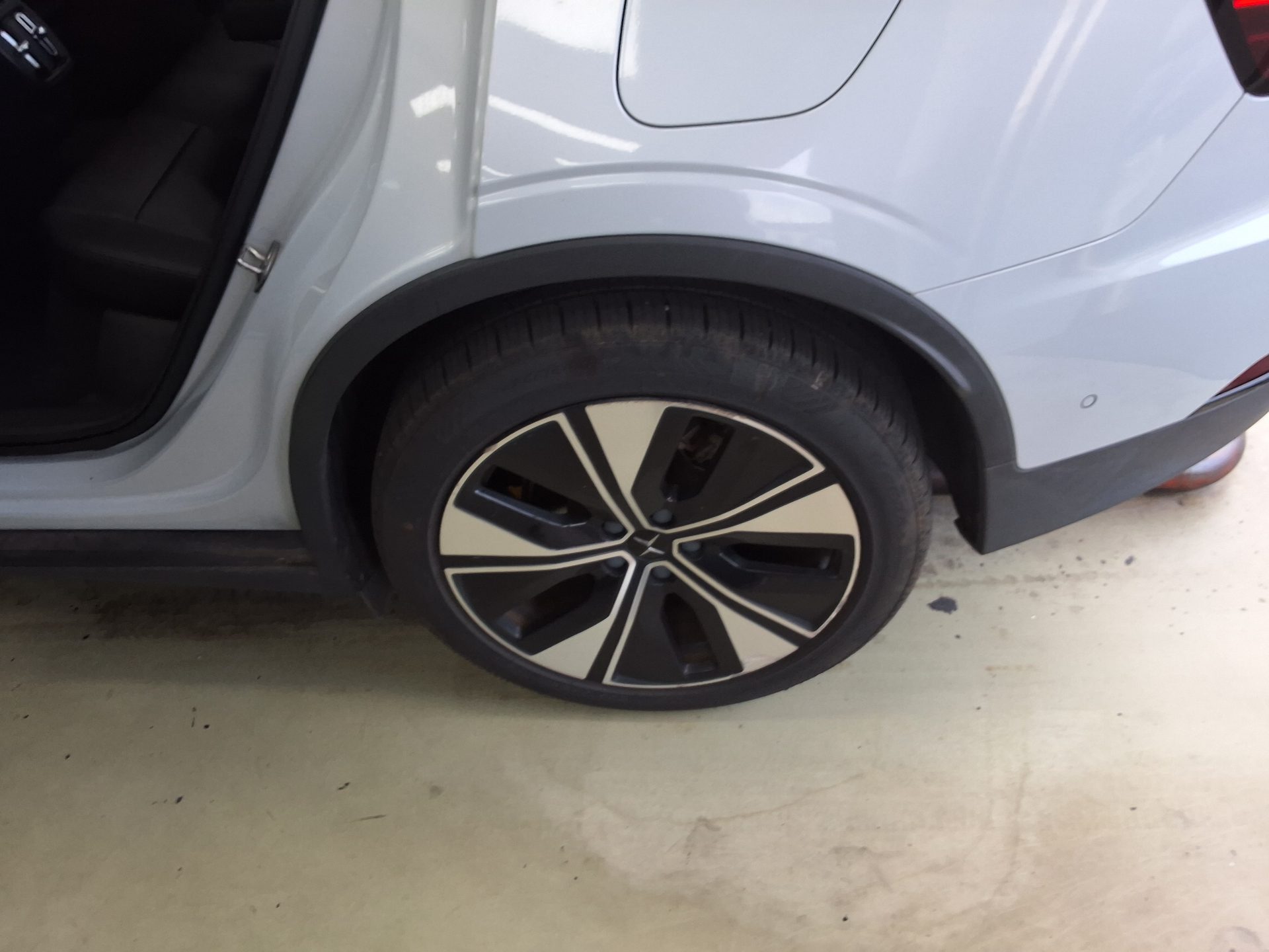 Polestar Polestar 2 2023 طويل المدى