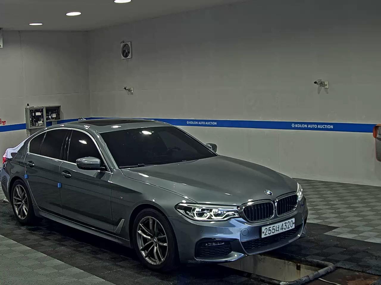 بي إم دبليو 5 Series 2020 SPORT PLUS