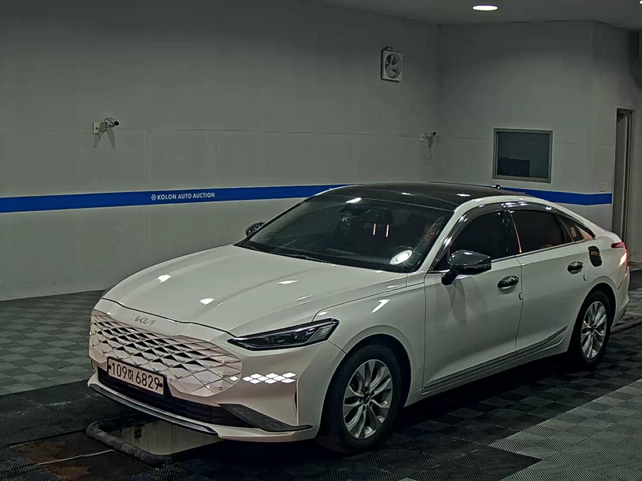 2022 Kia K8 3.5 LPi Rental Standard