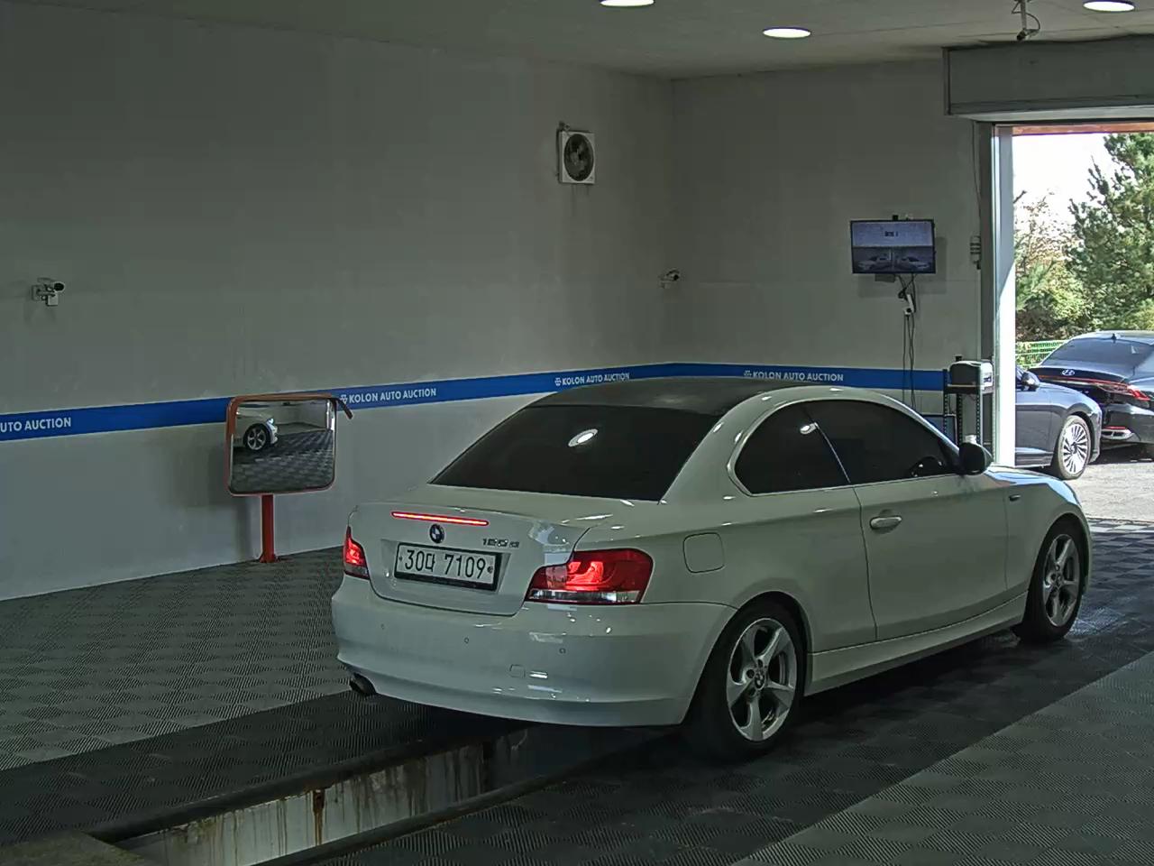 بي إم دبليو 1 Series 2012 120d