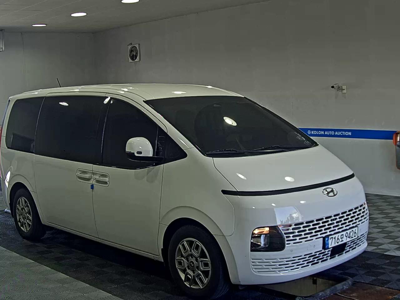 هيونداي ستاريا 2024 MODERN