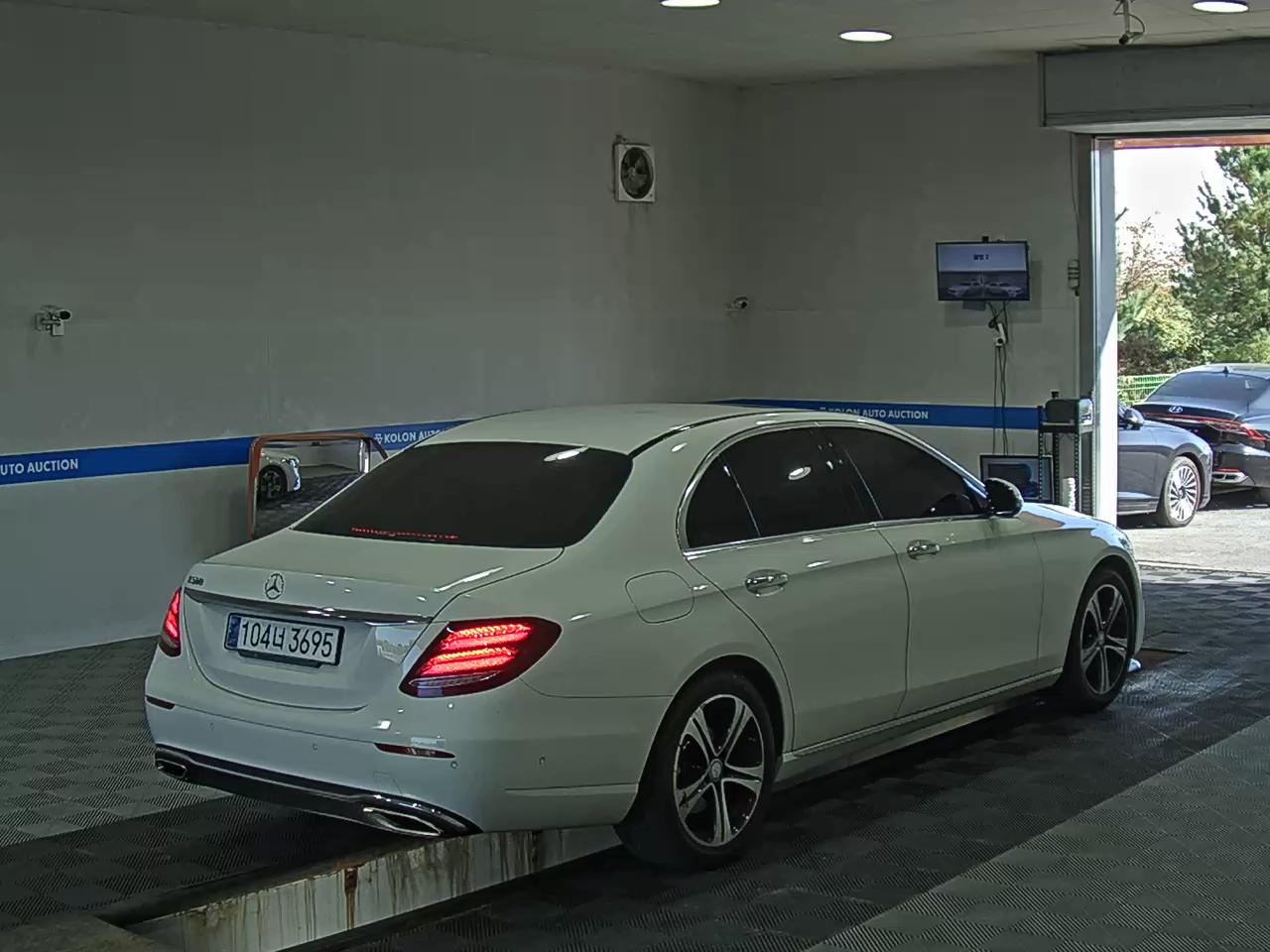 مرسيدس بنز E Class 2017 E200