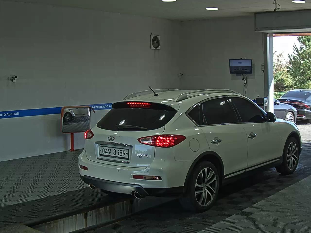 إنفينيتي Qx50 2016 دفع رباعي
