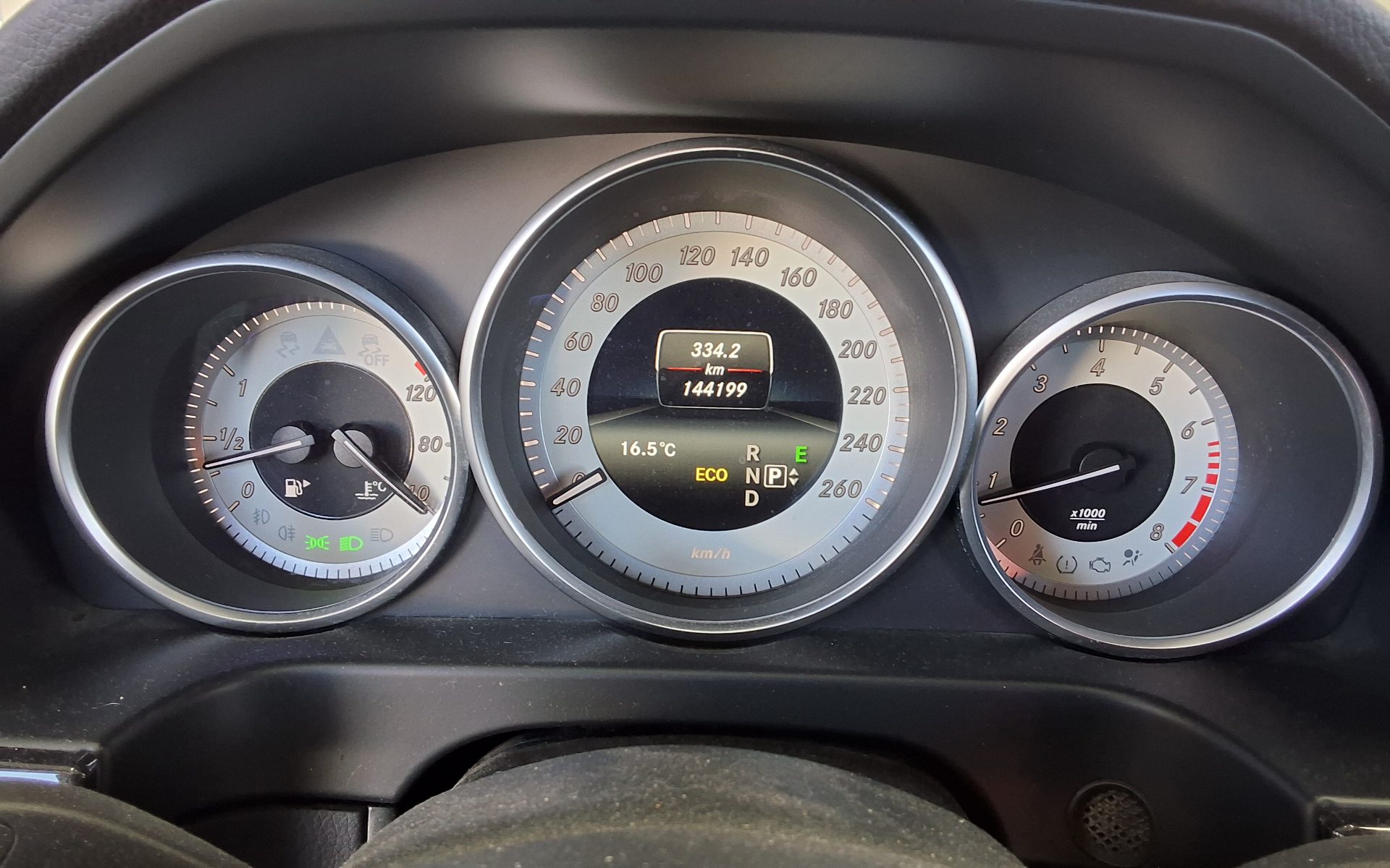 مرسيدس بنز E Class 2014 4MATIC
