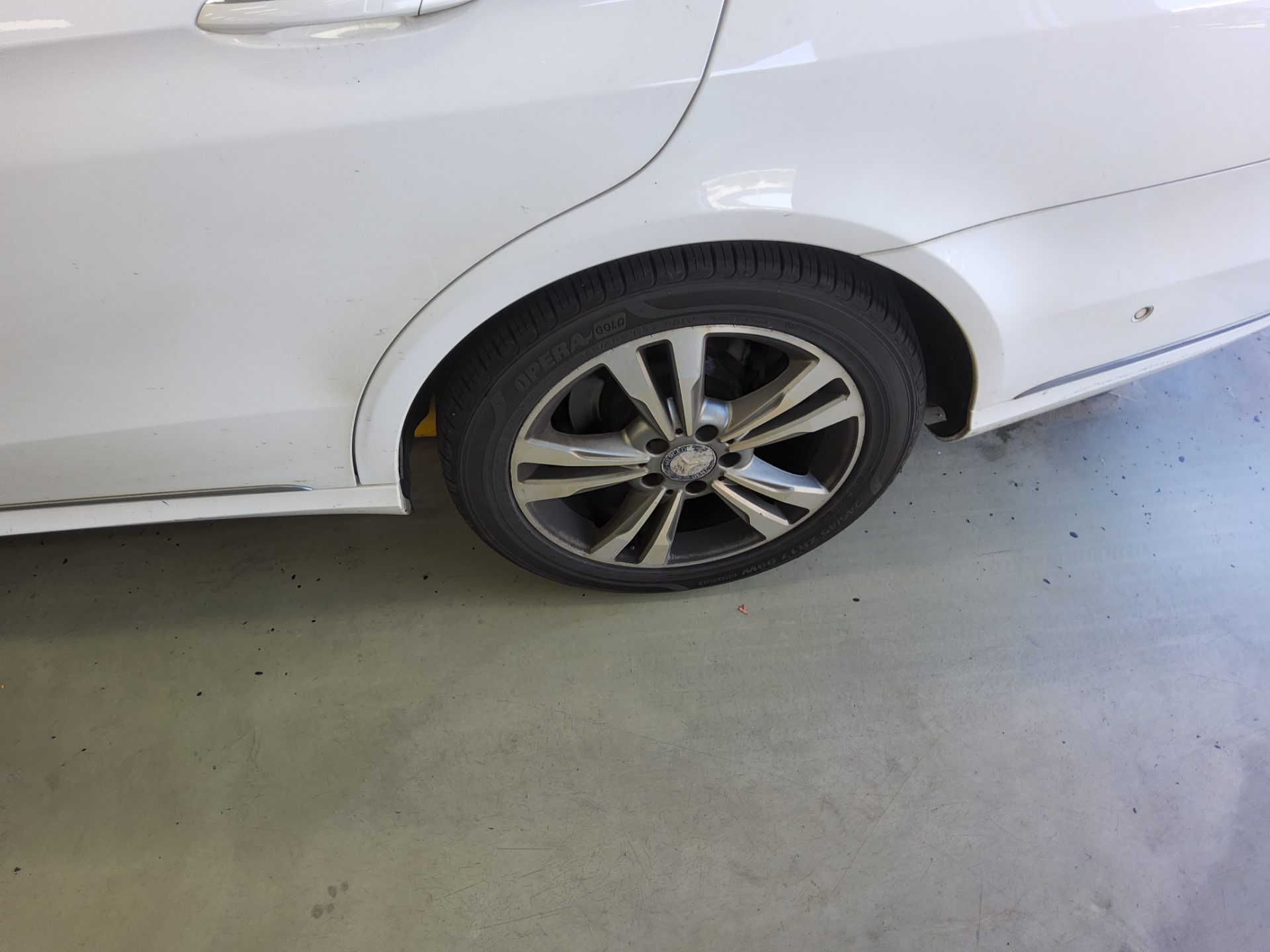 مرسيدس بنز E Class 2014 E220