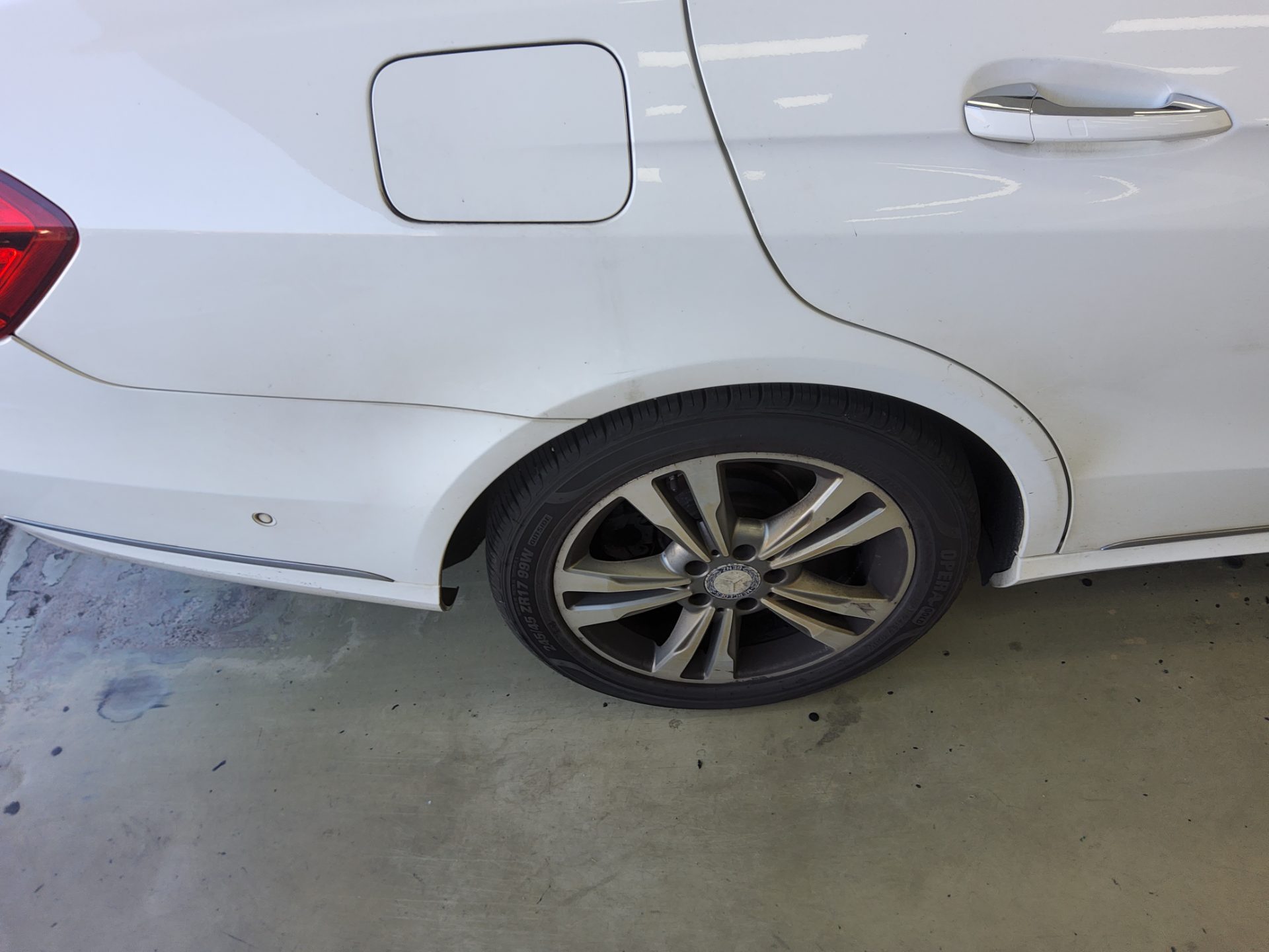 مرسيدس بنز E Class 2014 E220