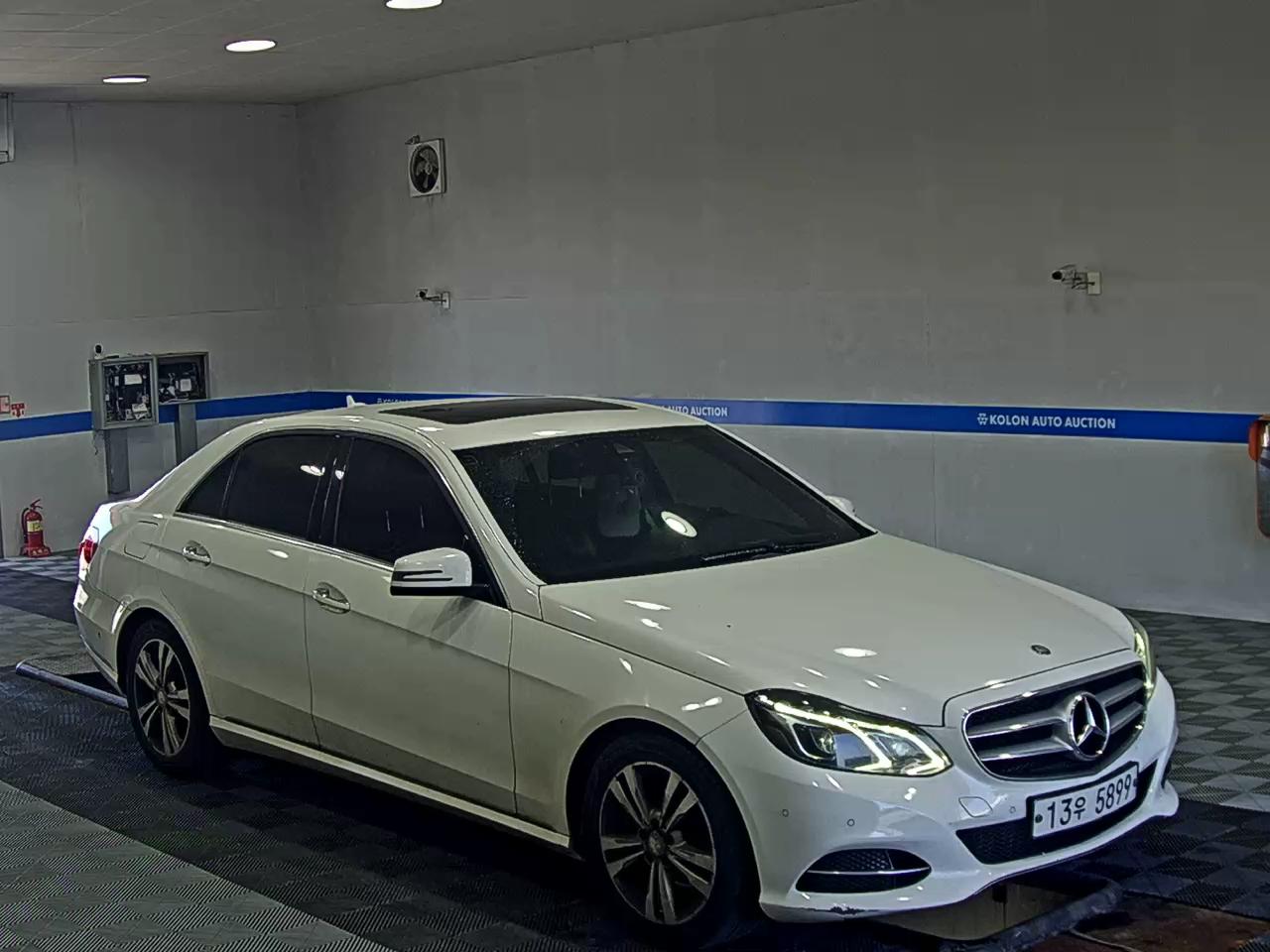 مرسيدس بنز E Class 2014 E220