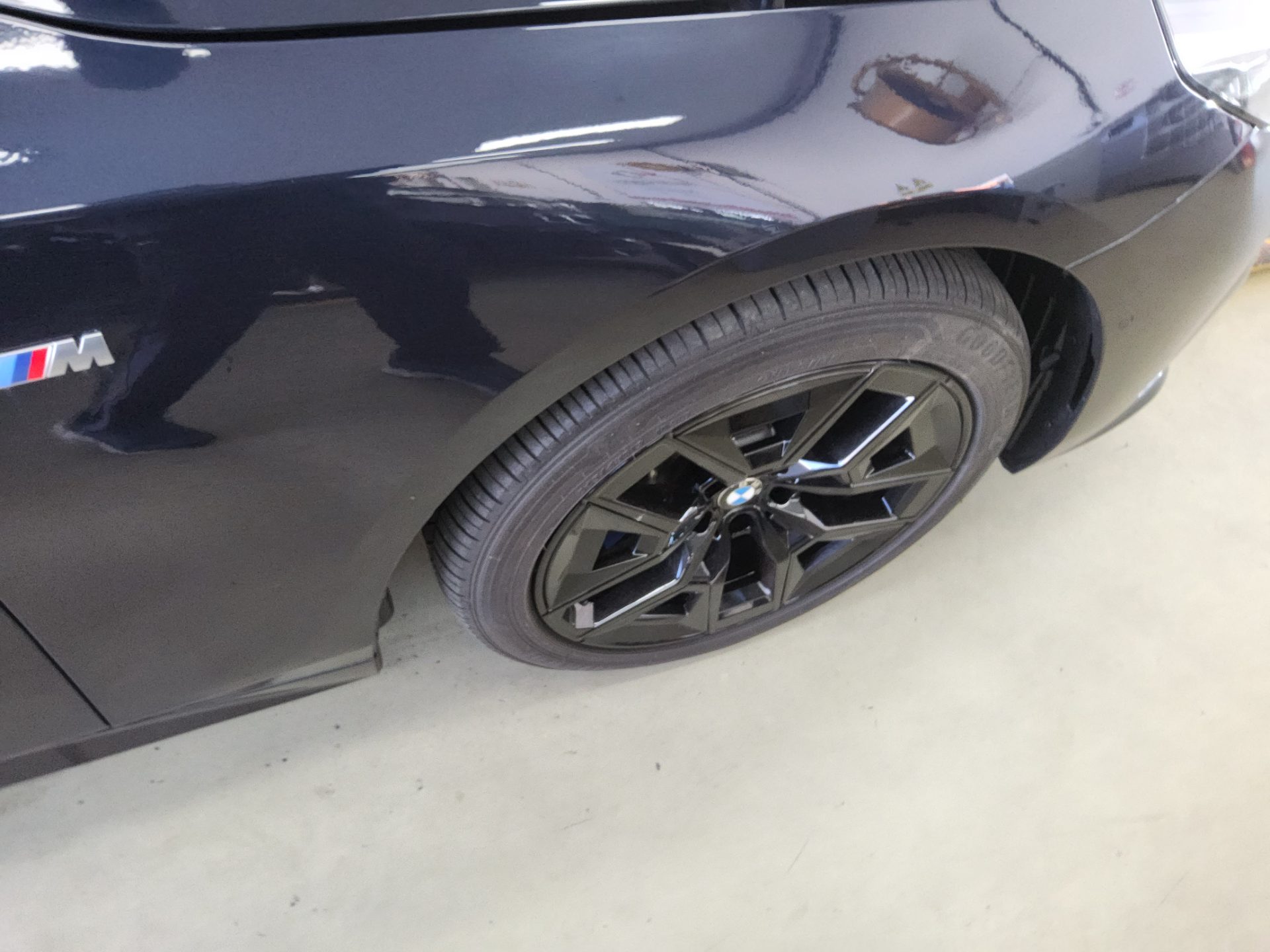 بي إم دبليو 5 Series 2025 SPORT