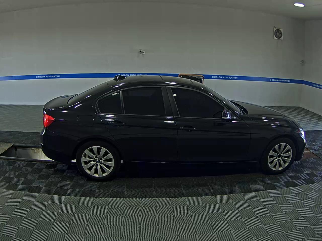 بي إم دبليو 3 Series 2016 320d
