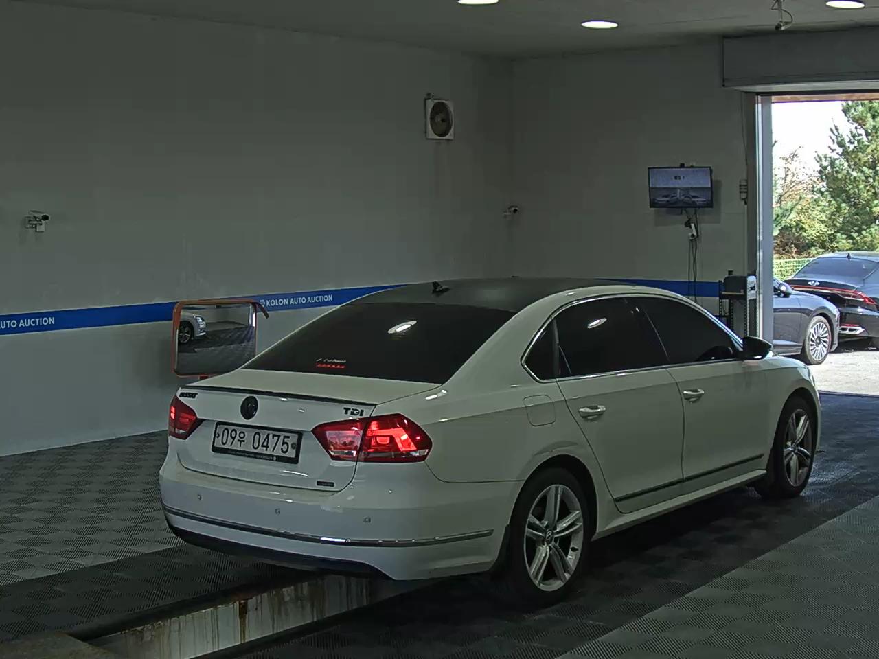 فولكس فاجن باسات 2015