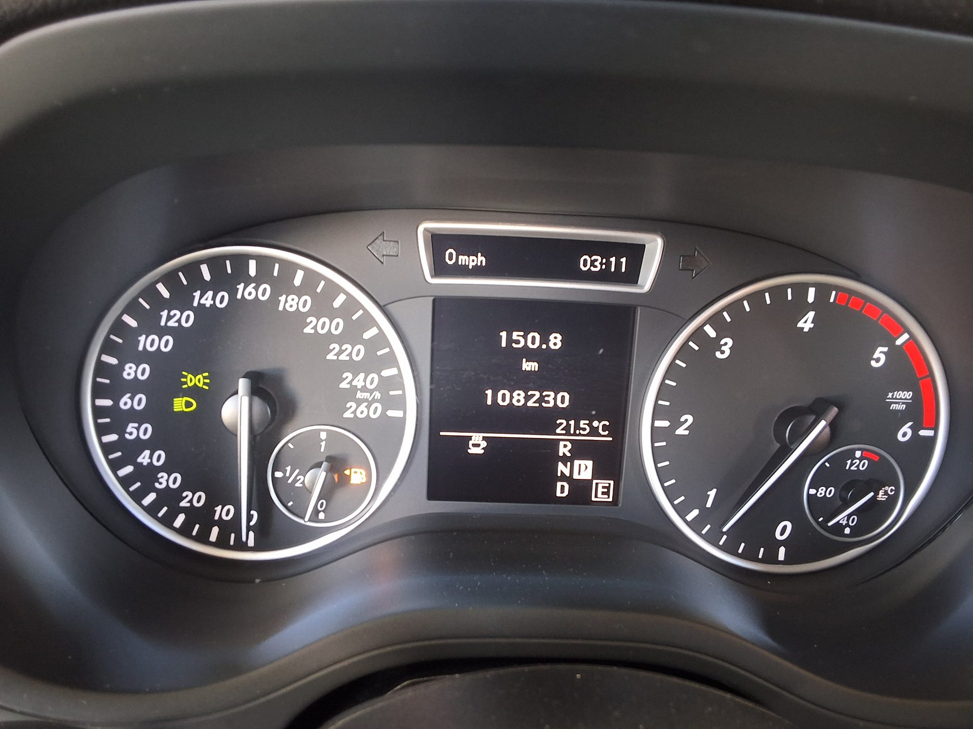 مرسيدس بنز B Class (2Nd Gen) B200 Cdi Blue Efficiency 2013 SPORT