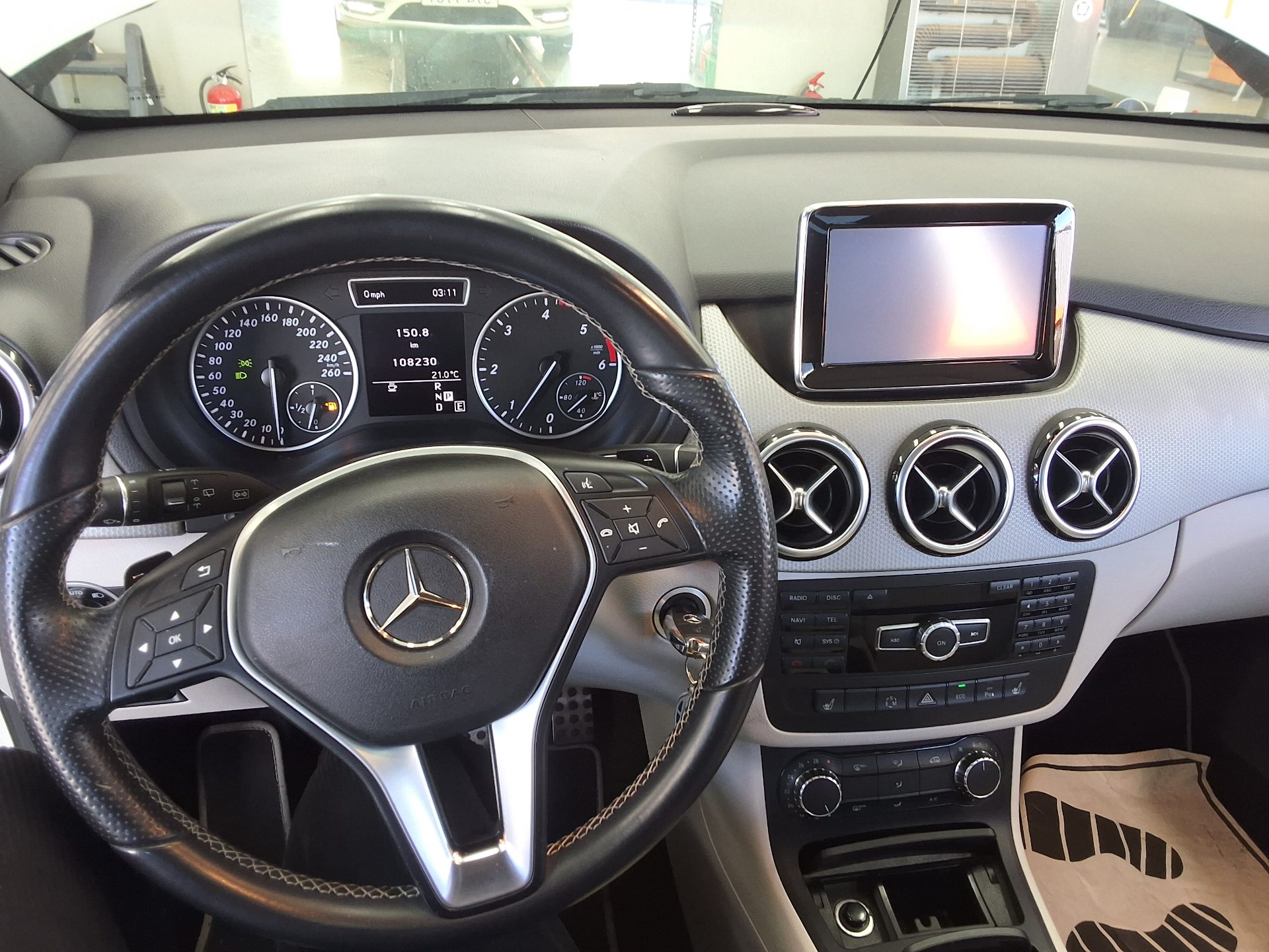 مرسيدس بنز B Class (2Nd Gen) B200 Cdi Blue Efficiency 2013 SPORT