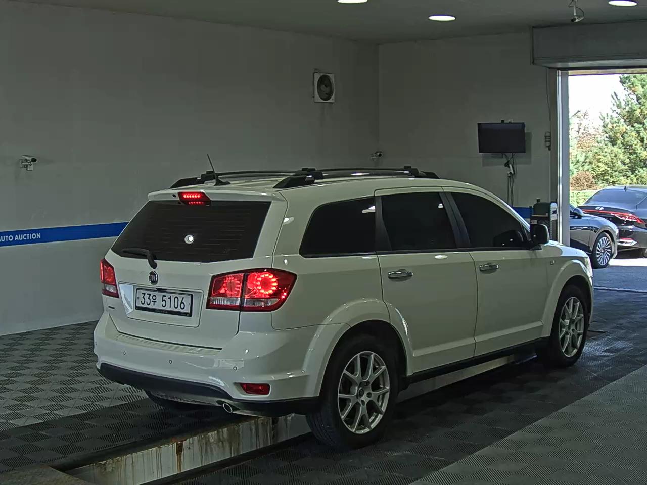 Fiat Freemont 2013 دفع رباعي