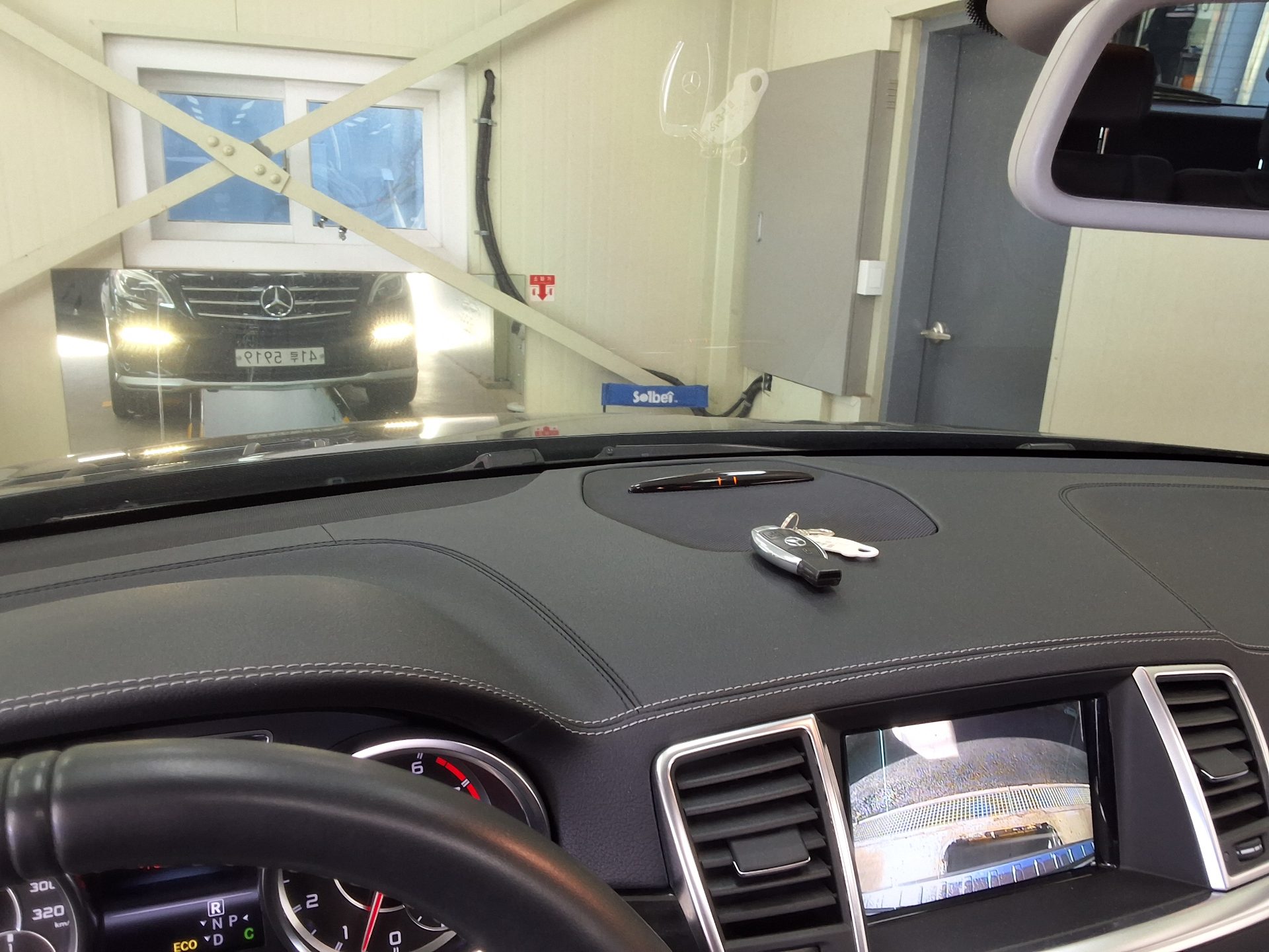 مرسيدس بنز M Class Ml63 Amg 2013 ML63