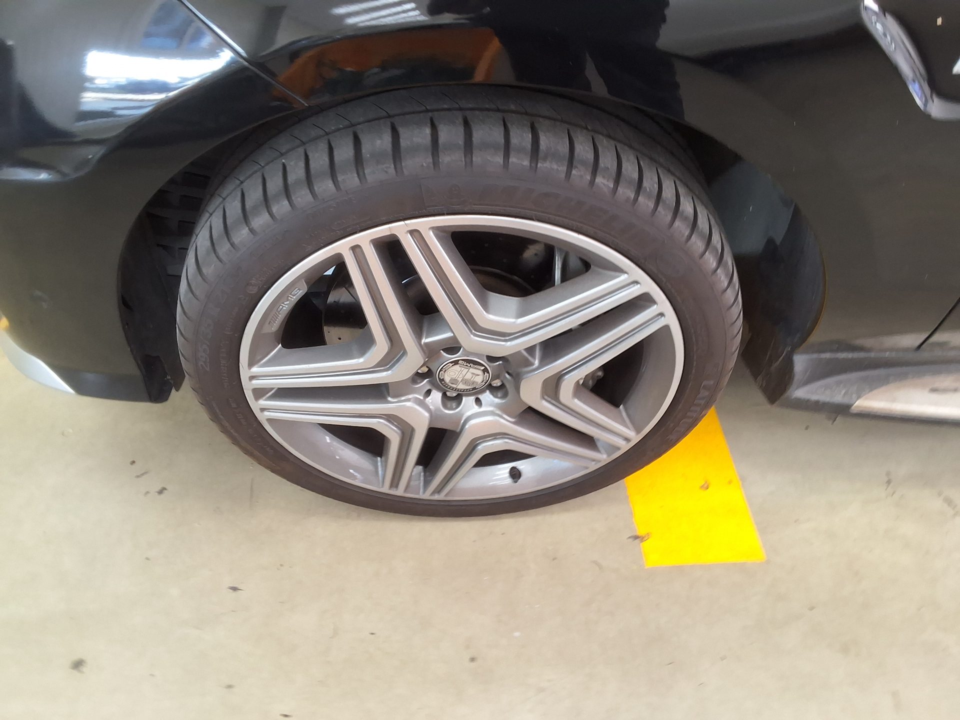 مرسيدس بنز M Class Ml63 Amg 2013 ML63