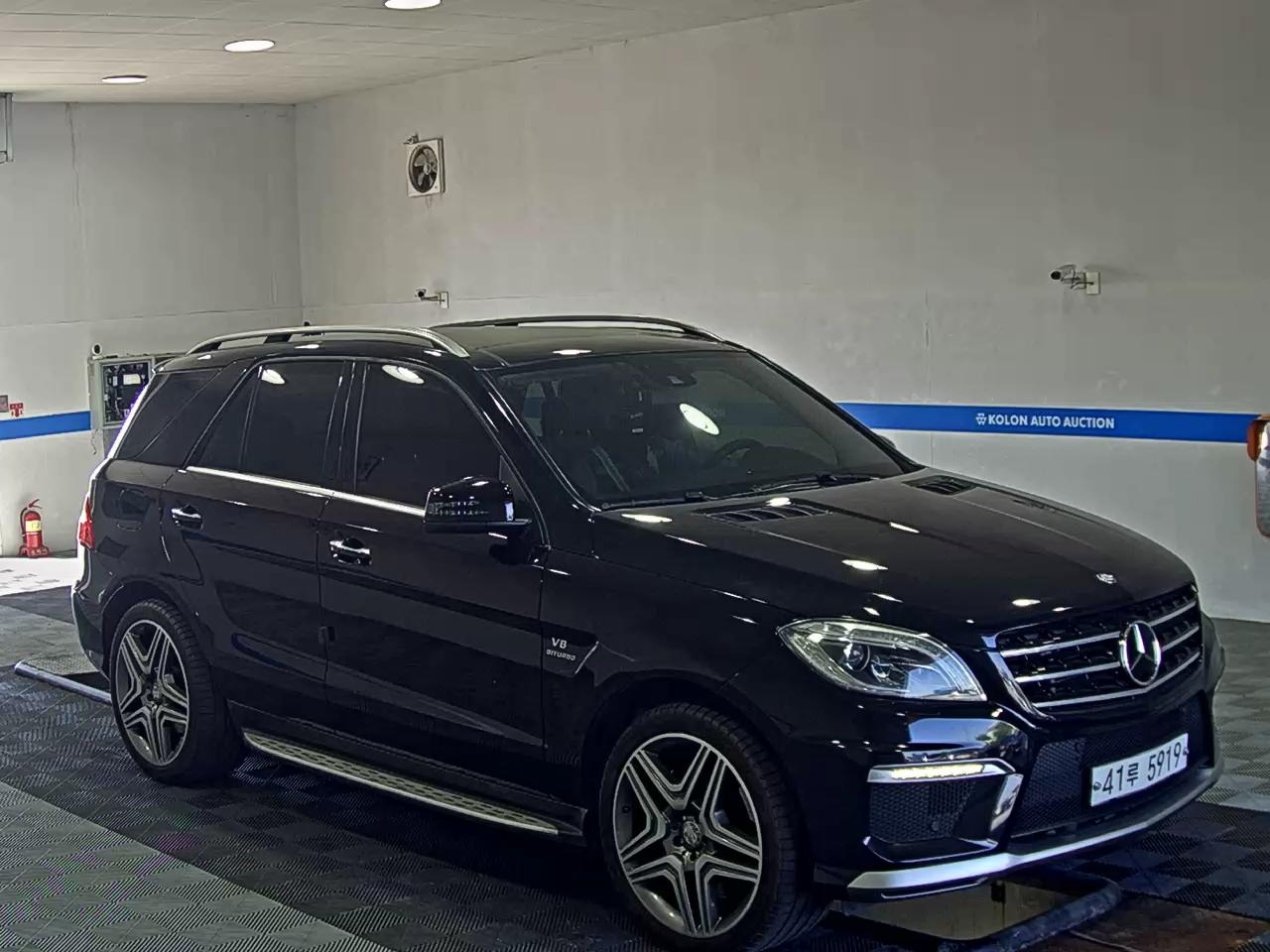 مرسيدس بنز M Class Ml63 Amg 2013 ML63