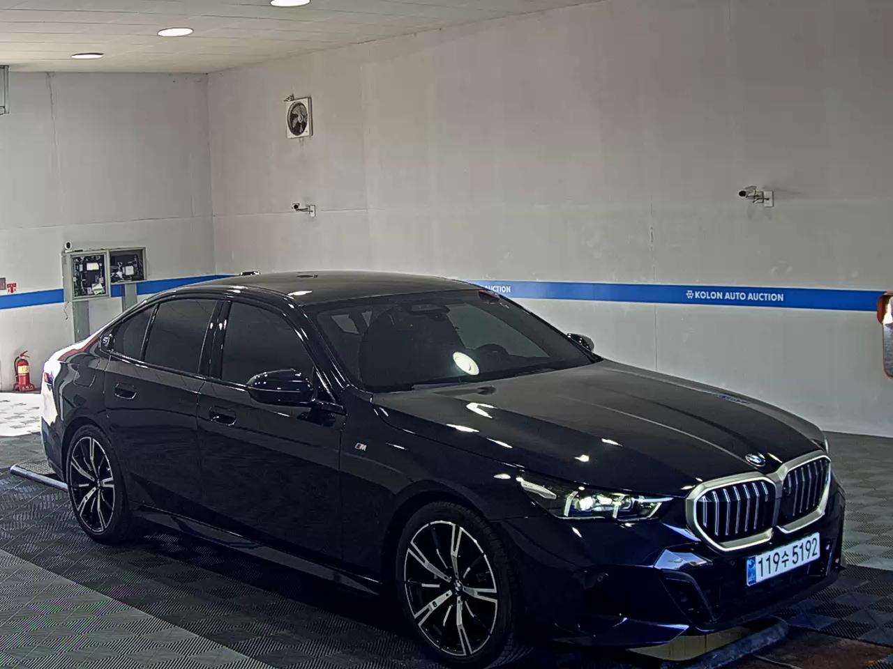 بي إم دبليو 5 Series 2026 SPORT