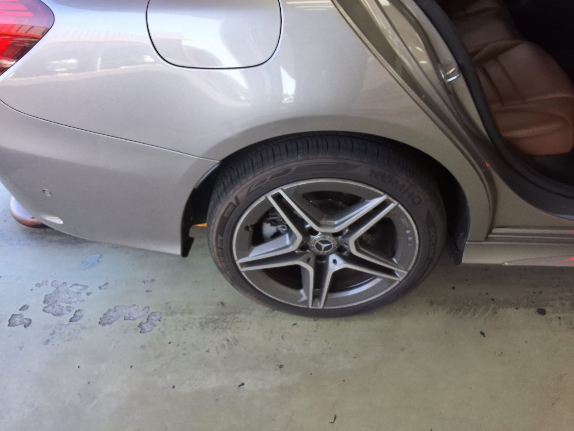 مرسيدس بنز C Class 2019 4MATIC LINE
