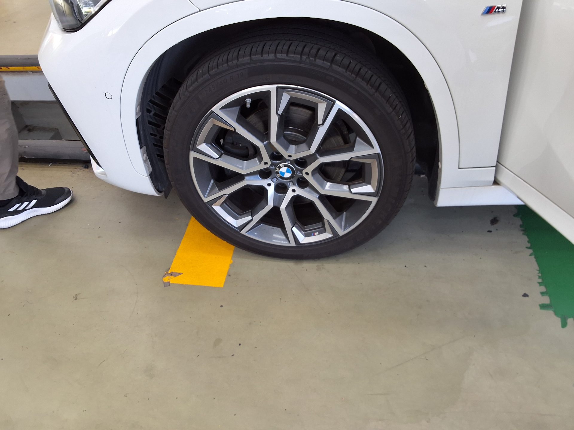 بي إم دبليو X1 2022 SPORT