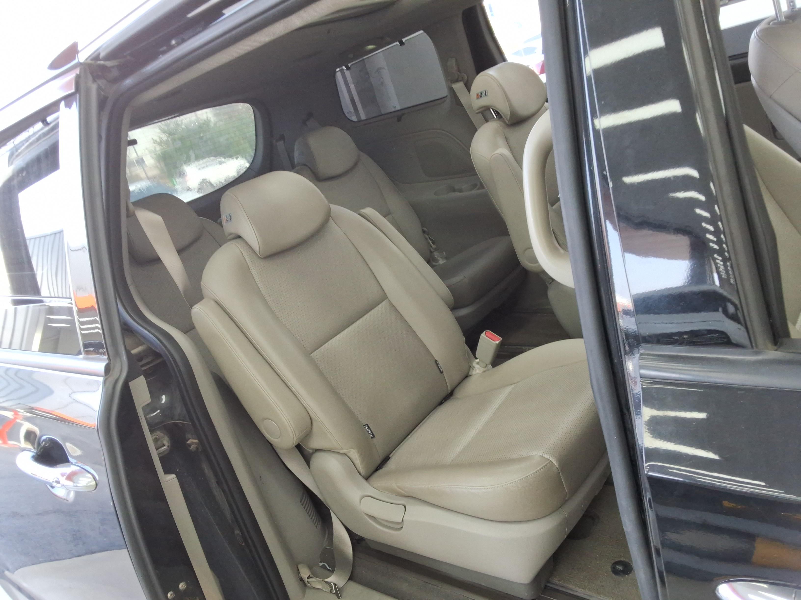 Kia SEDONA 2019 - Image 13