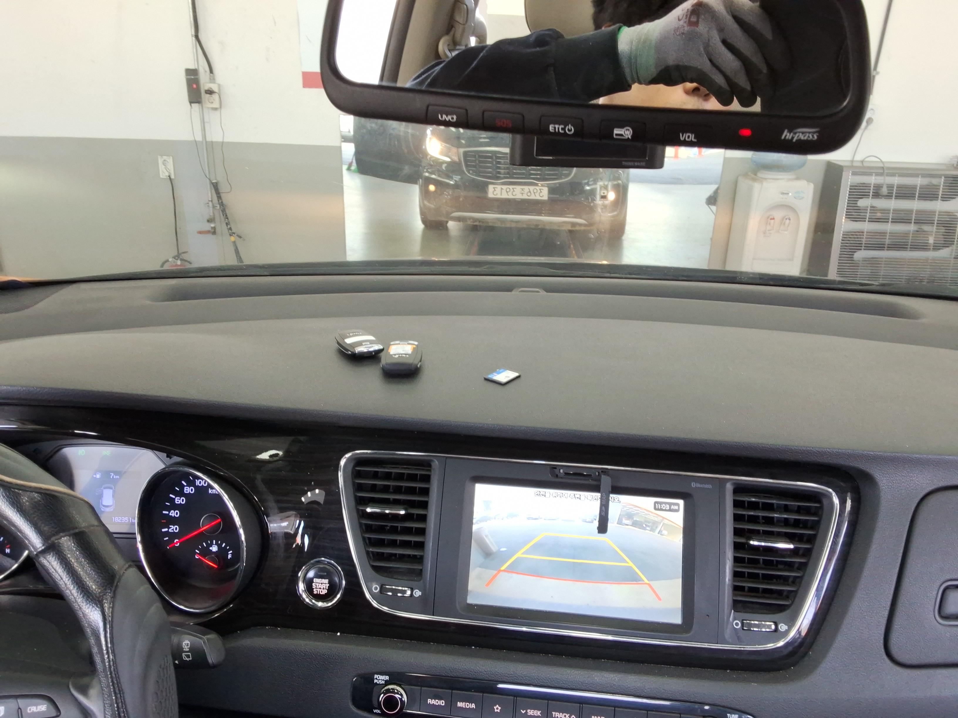 Kia SEDONA 2019 - Image 19