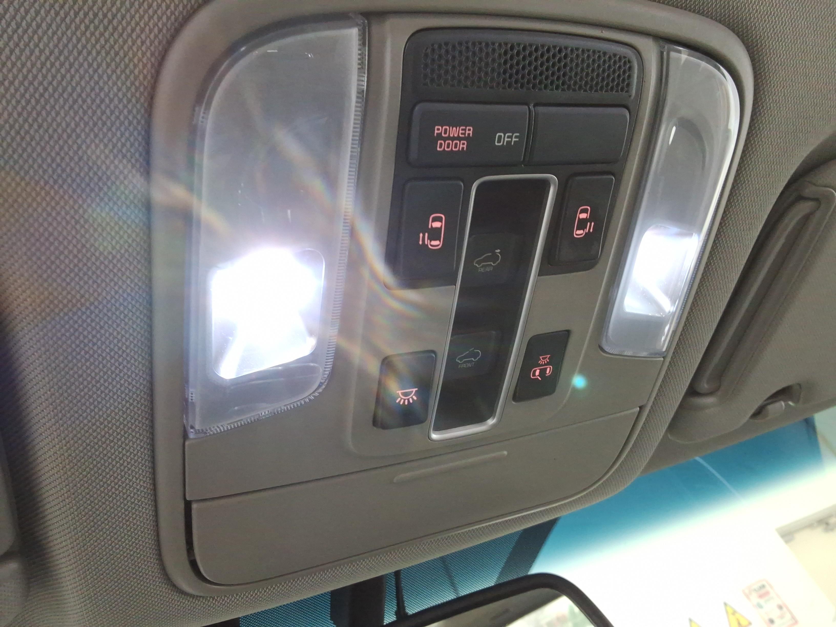 Kia SEDONA 2019 - Image 21