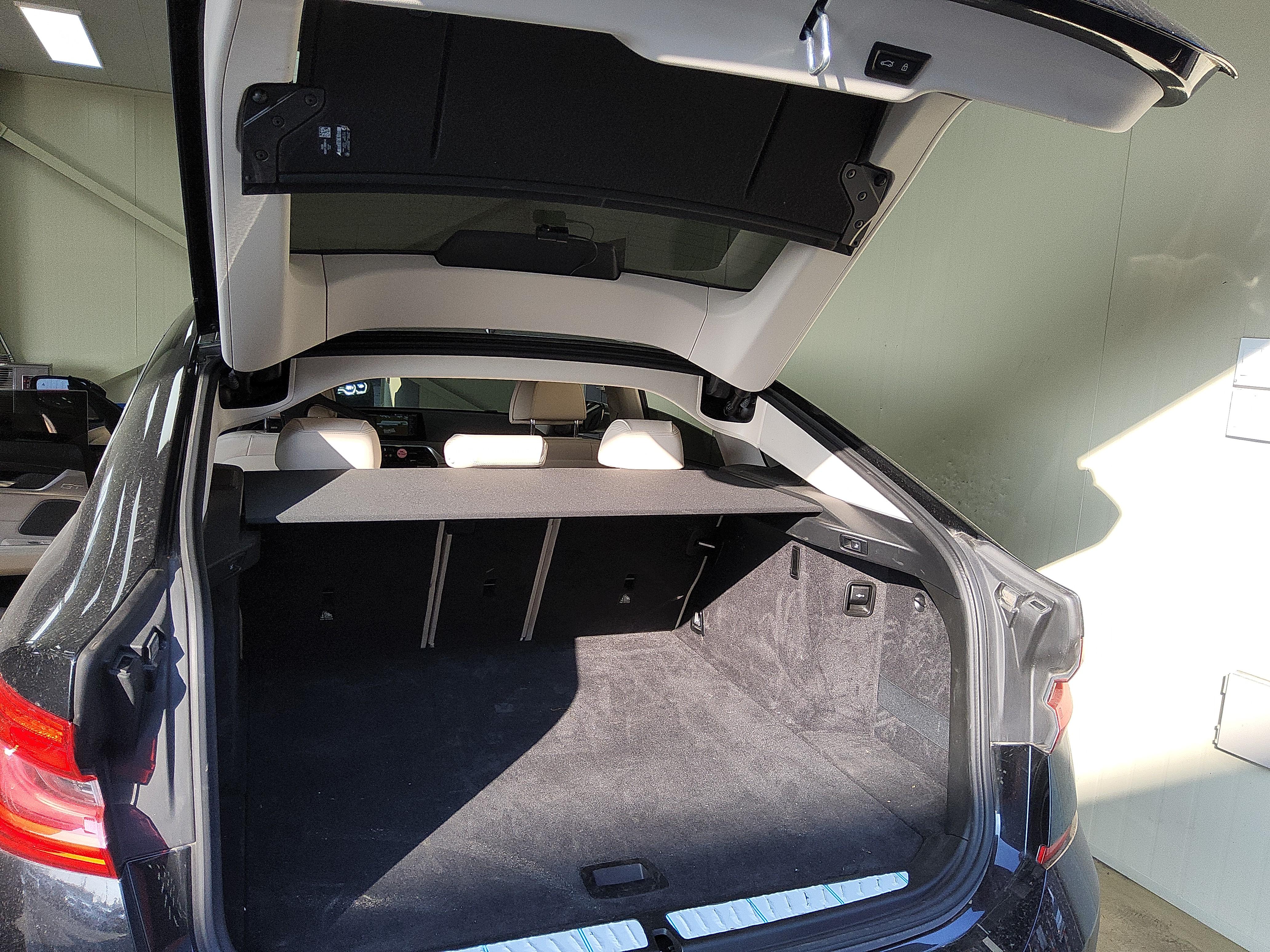 BMW 6 Series 2020 - Image 12