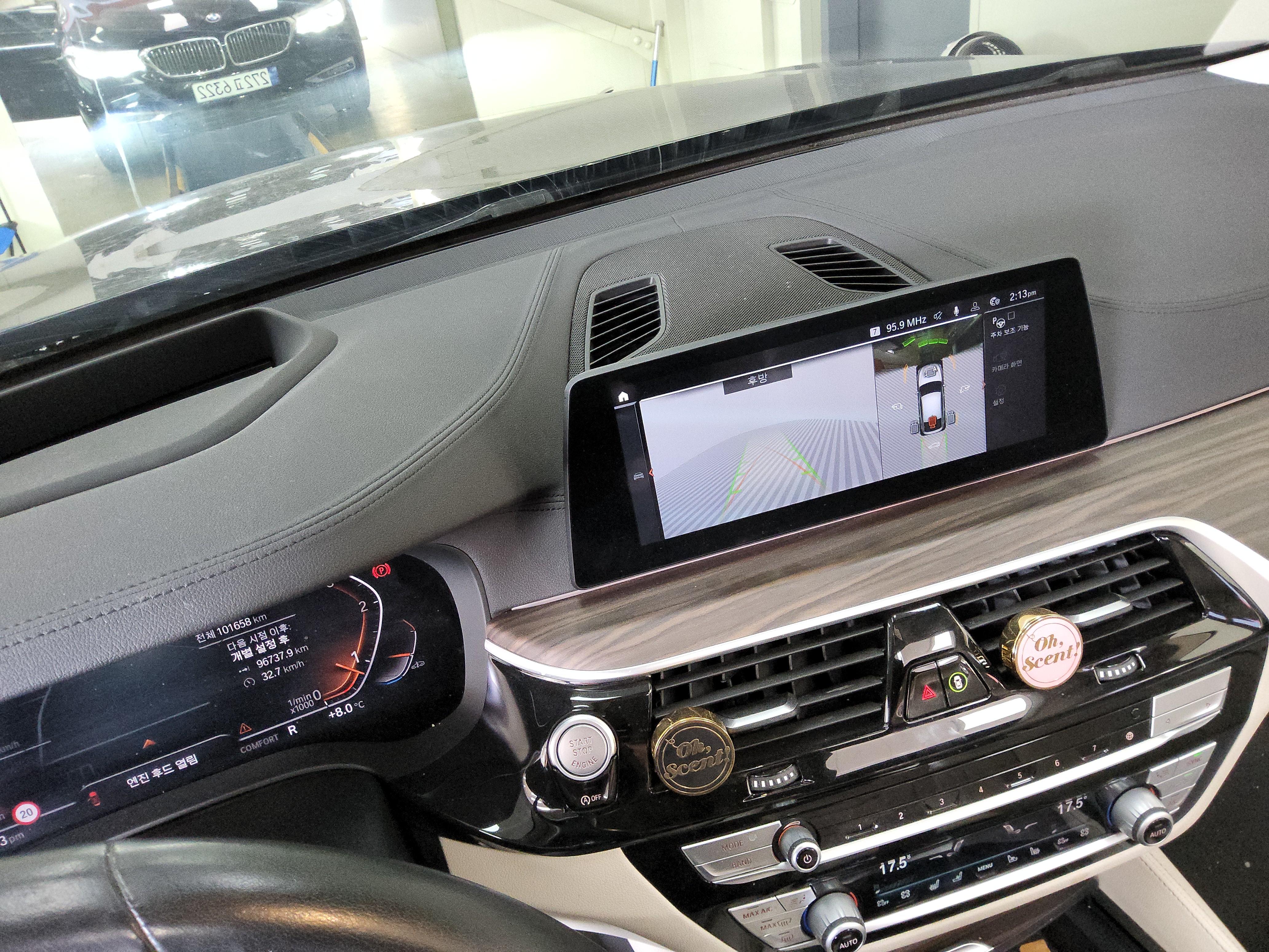 BMW 6 Series 2020 - Image 17