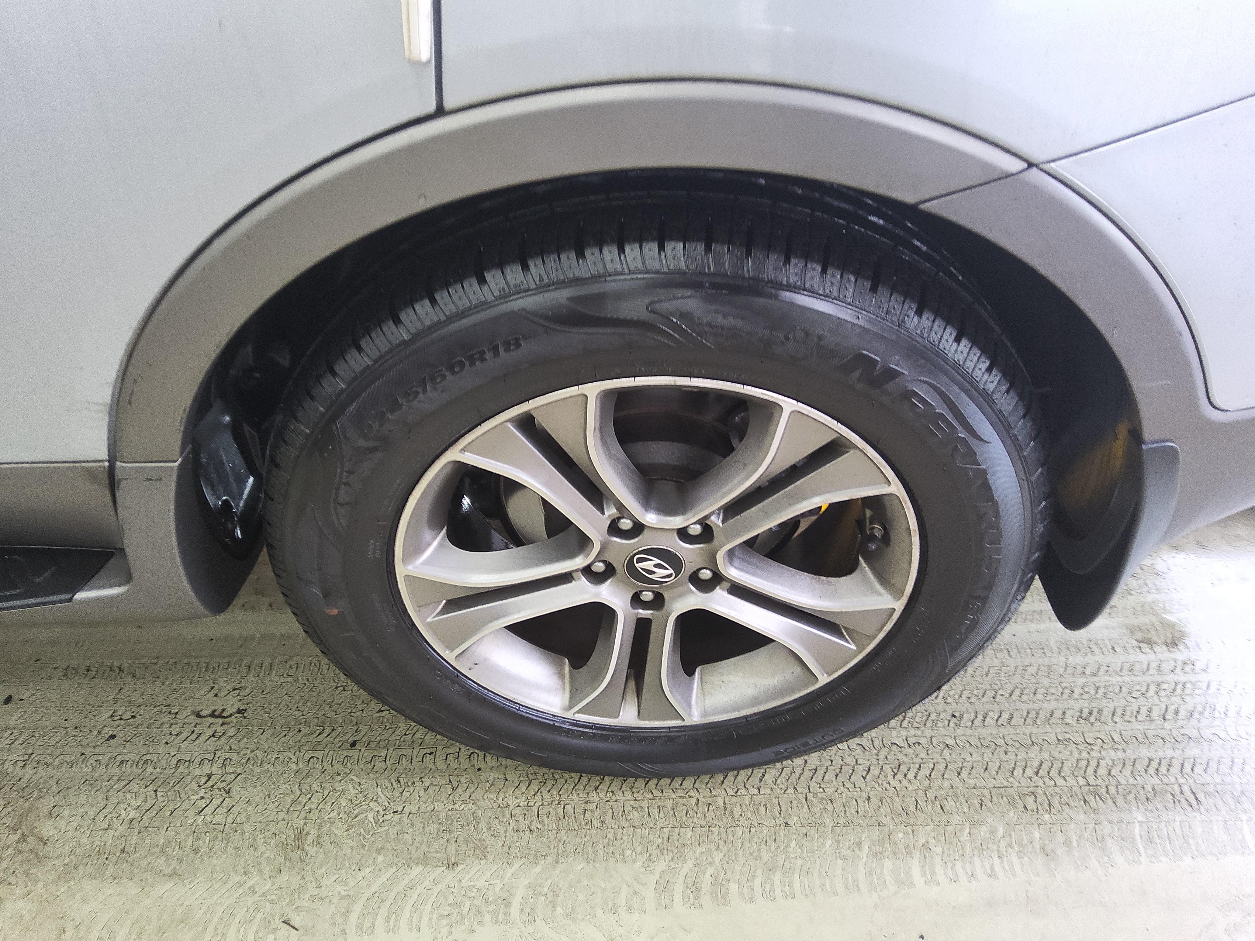 هيونداي فيراكروز 2014 - صورة 21