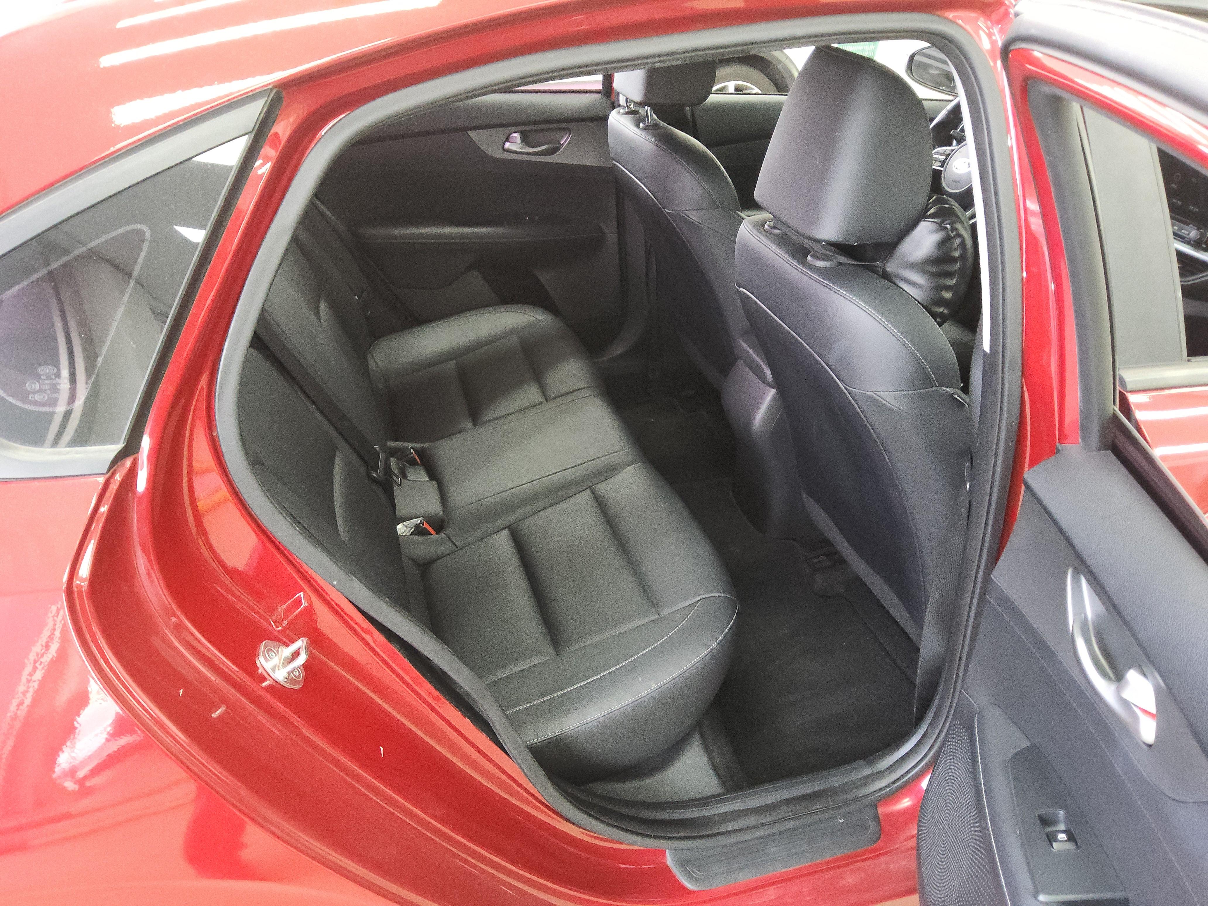 كيا K3 2019 - صورة 12